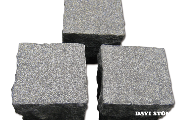 Cubes Black Basalt G684 Top Bushhhammered edges natural split bottom sawn 10x10x10cm